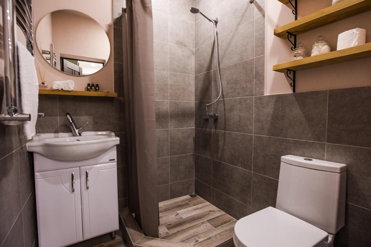 Hotelise I Bells-Of-Ireland Apartment Ереван Екстериор снимка