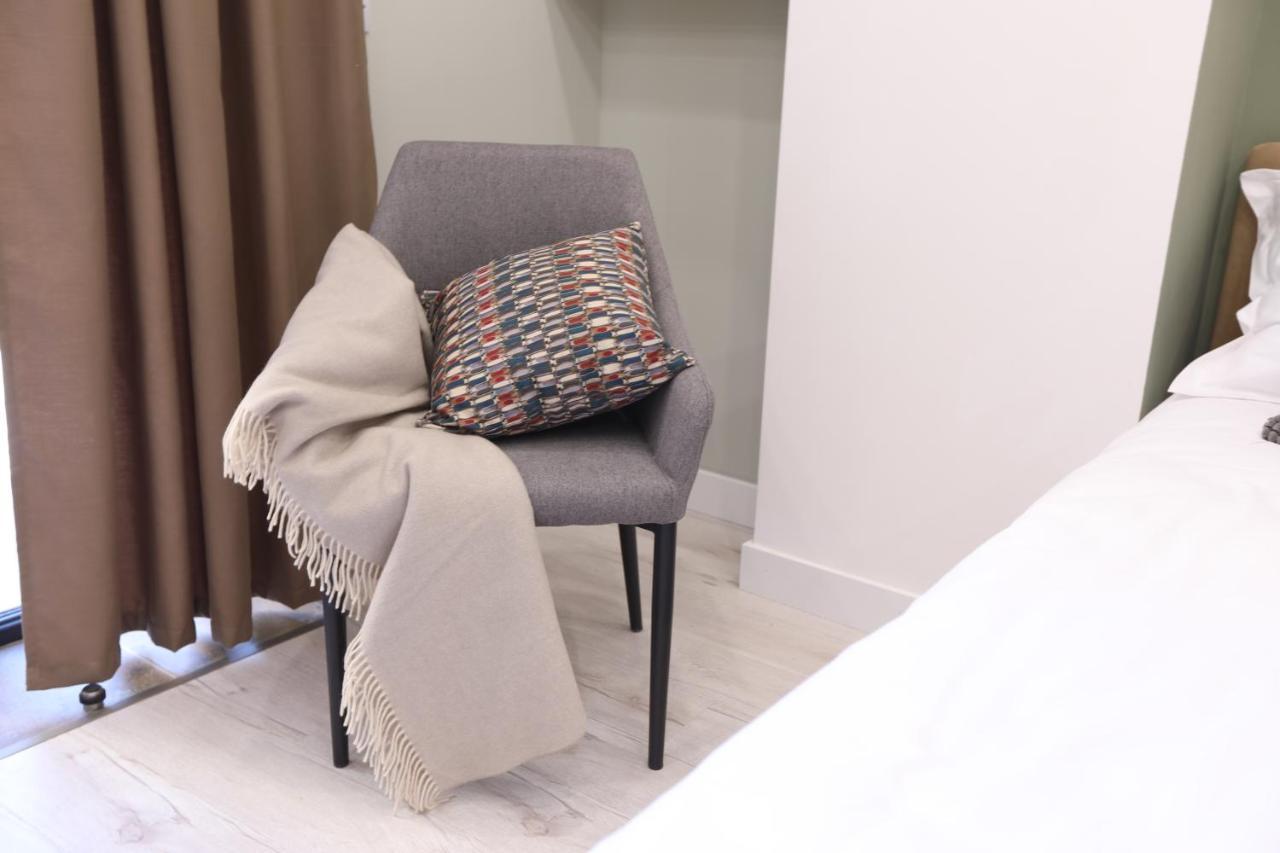 Hotelise I Bells-Of-Ireland Apartment Ереван Екстериор снимка